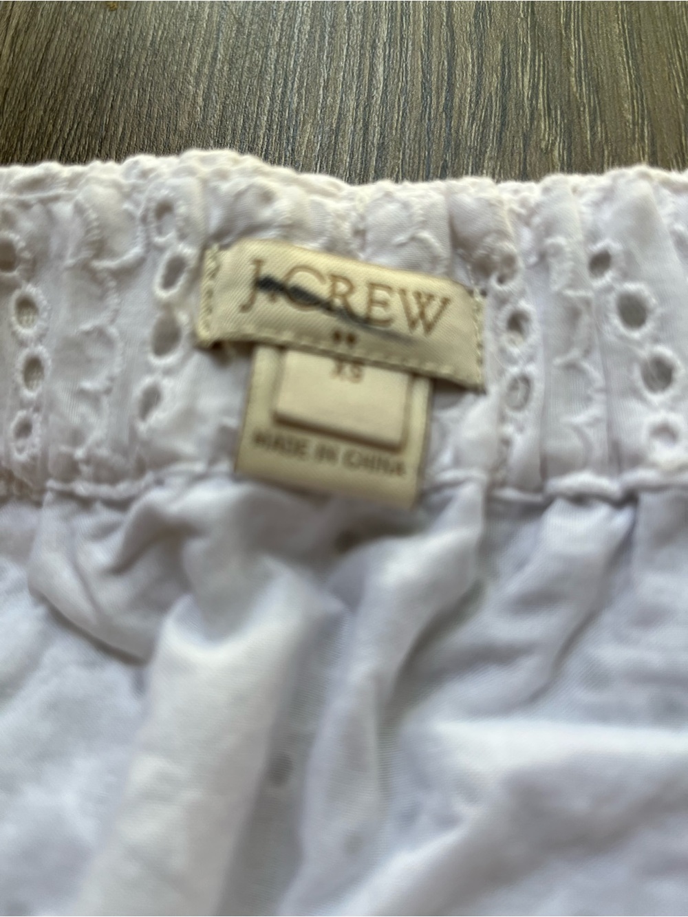 J. Crew White Eyelet Skirt with Elastic Waist and side pockets - Picture 2 of 7